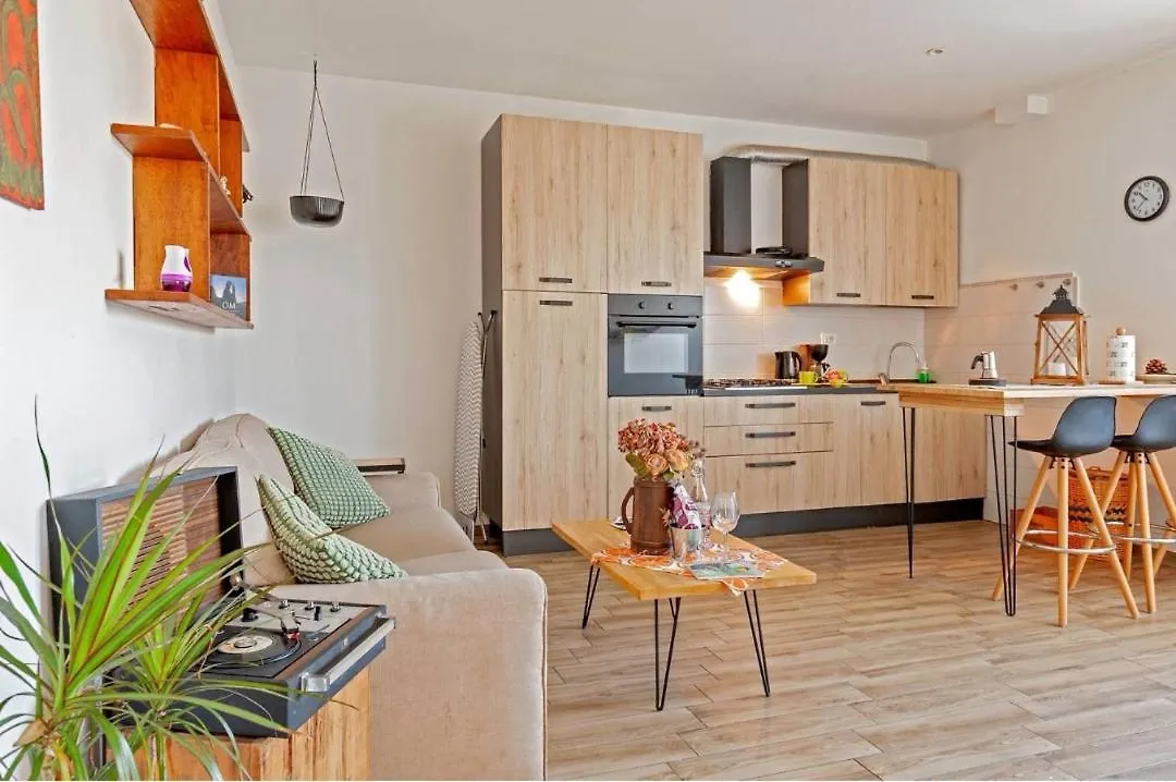 Apartment Le 7 Calle Pisa Italy